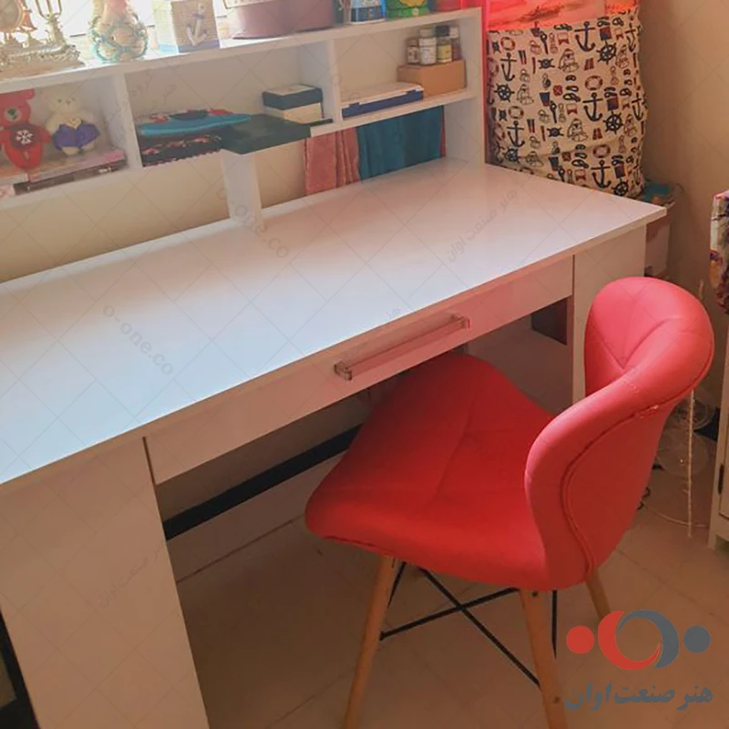 صندلی مطالعه لارا ایفلی